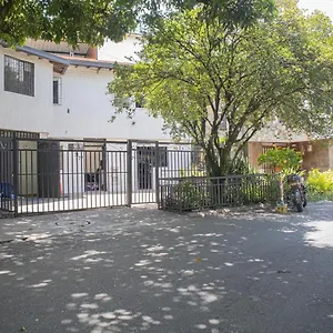 https://aparta-estudio-para-4-personas.colombiamedellinhotels.com