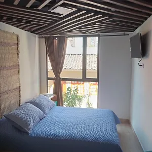 https://i-loveblue-green-home-little-house.hotels-bogota.net